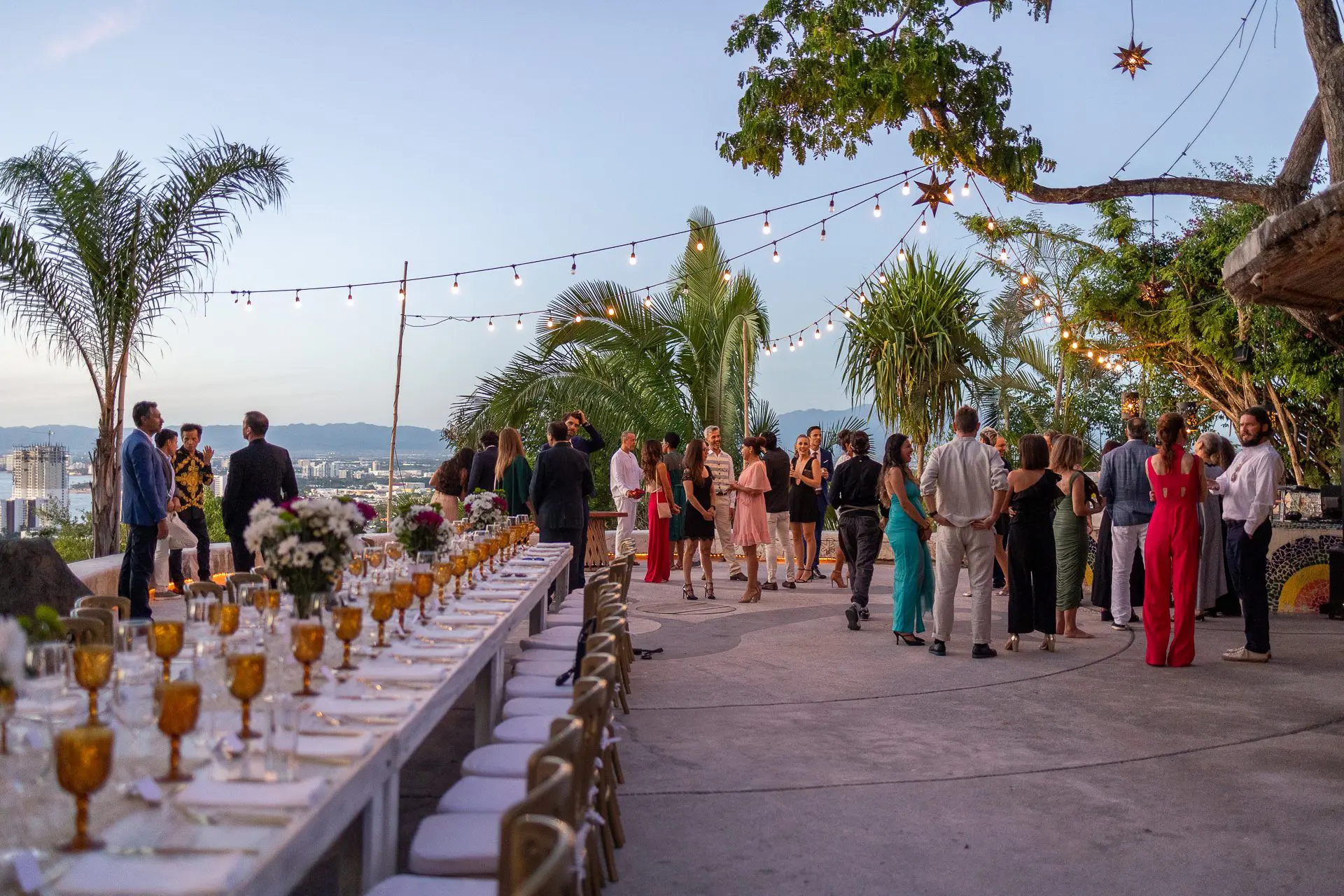 Una boda en la azotea de Terra Noble en Puerto Vallarta, México